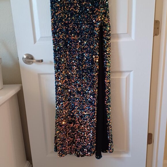 NEW! SHOWSTOPPER! B. Smart Sequin Bodycon Special Occasion Party Dress Size 7 - Picture 7 of 13